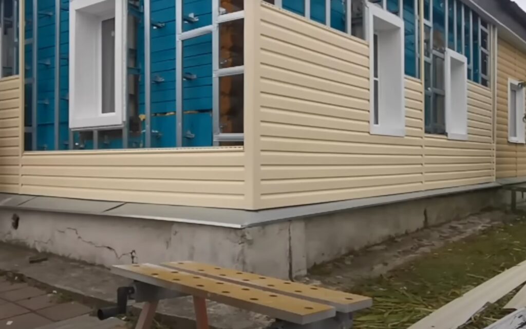 Монтаж сайдинга и панелей